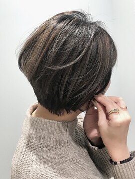 ヒアカアヴェダ 東京ガーデンテラス店(Heaka AVEDA) ハイライト×ショートボブ【20代/30代/40代/50代/髪質改善】