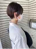 顔周りが大人可愛いくびれショート