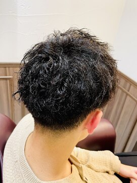 ミリオンバックス 上野(Million Bucks) 韓国マッシュ/ダークアッシュ/ニュアンスパーマ/スペインカール