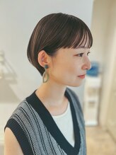 ホリデイズ ケアアンドスパ 練馬 豊島園(HOLIDAYS) 【HOLIDAYS】ぱっつん前髪×耳かけ丸みショートボブ