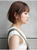 アッシュベージュイヤリングカラー黒髪ミディアムイルミナカラー