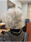 カーリーヘア　【Pilina 上大岡】