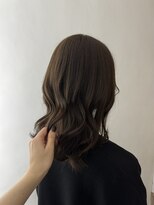 ハロウ オリーブグレージュ