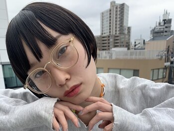 ゼム 表参道(THEM)の写真/ヘアスタイルのお悩みに真摯に寄り添います。"トレンド×似合わせ"で作り込みすぎないラフなスタイルに。