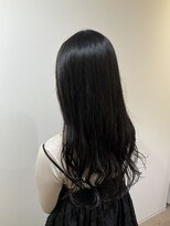 クク(coucou)&nbsp;暗髪ロングスタイル