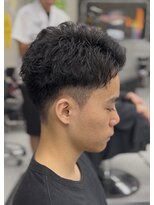 バジー バイ ディーアンドティー(Buzzy by D&T)&nbsp;短髪アップバングヘア