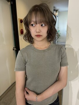 ニコフクオカヘアーメイク(NIKO Fukuoka Hair Make) 【NIKO】オリーブカラー/ブリーチ/透明感カラー