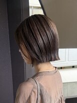 ロエ(loe)&nbsp;秋を感じる大人のモノグレージュ♪白髪ぼかしハイライト