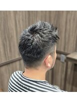 トップ(TOP) ツーブロック×アップバンク