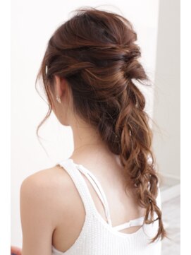 ラッシュ(RUSH 1) ☆ゆるふわダウンスタイル☆