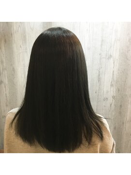 ヴィータ Hair Vita 紫外線の強くなる季節へ向けおすすめ長持ちカラー