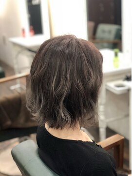 アークス(Ark'ss) 外ハネショートボブ