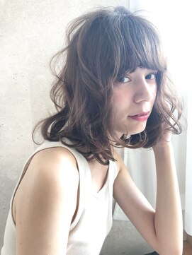 クロム(Chlom) Chlom立川☆大人可愛い無造作べージュカラーTEL 0425125655