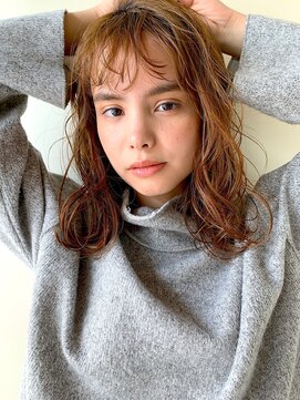 ベター(better) 外国人のクセ毛のようなパーマが、あどけない可愛さをだします。