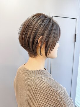 トッカ ヘアアンドトリートメント 難波店 小顔似合わせカット愛されクールショート20代/30代40代50代/難波