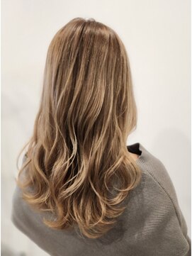 オードット ヘアデザイナーズ(O.hair designers) ミルクティーベージュカラー