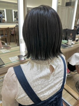 オリーブスバイネオリーブ(Olive's by neolive) ボブルフ_ネビージュ_小顔_ワンレン_黒髪_白髪ぼかし_前髪 C