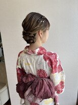 ムエベ(MUEBE) 下目シニヨン