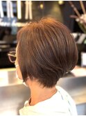 ナチュラルベージュミセスショート白髪ぼかしハイライト無し