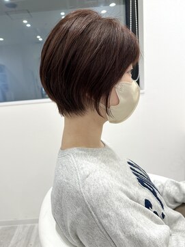 アドラーブル ココロ 新潟(adorable CoCoLo) 秋色艶感ショートボブ◎20代30代40代前髪あり小顔