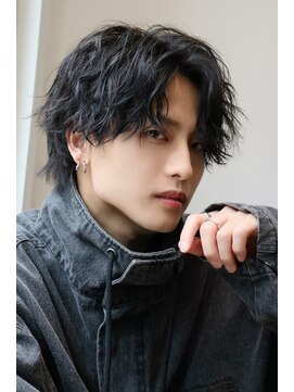 ルーシー 川越(LUCEY) センターパートフェザーパーマシャドウパーマメンズパーマ