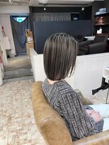 ワールドオーダー 天王寺店(WORLD ORDER)&nbsp;白髪ぼかしショート 137