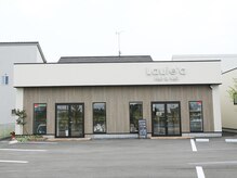 ラウレア(Laule'a)の雰囲気（店舗前に駐車場6台完備。お気軽にご来店下さい。[白髪染め]）