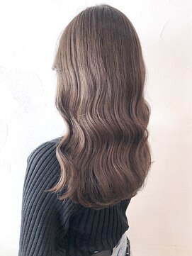 アイティー バイ アルバム 中野店(IT by ALBUM) アッシュブラウン_セミウェットウェーブオリーブカラー_ba305554