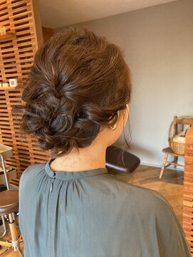 ムスビ(hair musubi) ヘアセット パーティーヘアアップスタイル