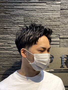 プレミアムバーバー 目黒店(PREMIUM BARBER produce by HIRO GINZA) ツーブロック自然パーマスタイル