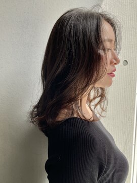 遊人セントラル(CENTRAL) ゆる巻きオトナミディアムヘア