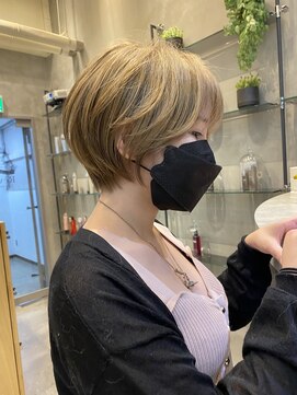 レーヴバイロンド 仙台(Reve by Lond) 仙台くびれショートホワイトブロンドイメチェン外ハネボブ美髪