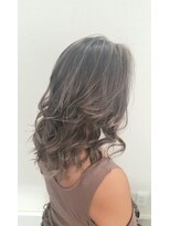 ヘアーアンドネイル ルシア(Hair&Nail Lucia)&nbsp;ホワイトパールバレイヤージュ