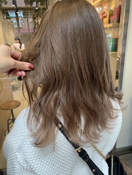 リタ(rita.) 大串弥生◎ハイトーンベージュ