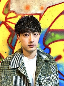 カーニー 上野(kearny) アップバング/ツーブロックマッシュ/波巻き【上野駅】