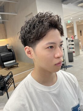 ラヴィズムバイフィフス(LUVISM by fifth) ツイストスパイラルパーマツイストパーマ刈り上げ万代新潟駅