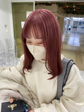 オグジュアリー 表参道(aux.) 《Akari》ピンクベージュ♪