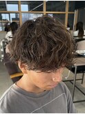 波巻きパーマメンズツーブロックマッシュ