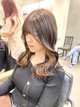 《絶対カワイイ！ミディアムスタイル》周りからカワイイが評判に♪小顔ミディアムならcocotteにお任せ♪