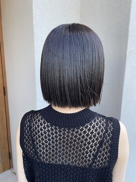 ぱつっとボブ×ストレート