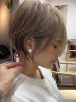 ラフ 新宿(Laff) 新宿小顔ショートボブ/丸みショート/白髪ぼかしハイライト/束感