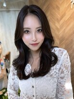 フロウ(Flow) (Flow)松尾篤 骨格や毛流れに合わせて作る似合わせ小顔ヘア