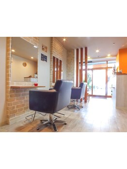 愛される秘訣は雰囲気づくり！気さくなスタッフがお出迎えし、お客様との関りを大切にしています◎