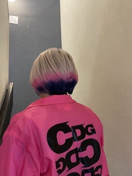 ベフ(Beff) ホワイト裾カラー