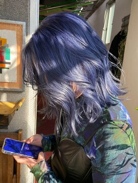 ペッシェ(pesce) pesce ブリーチ/インナーカラー/ダブルカラー/縮毛矯正/パーマ