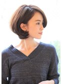 大人女子人気の耳かけボブ