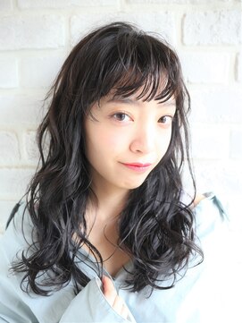 ネオリーブ コパン 鶴見店(Neolive copain) うるつやロングカール×低温デジタルパーマ　neolivecopain