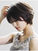大人ショートボブ「キャルム×抜け感」