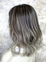 ゴリラビスケッツ(GORILLA BISCUITS)&nbsp;ハイライトバレイヤージュ［桜木町/横浜/みなとみらい］