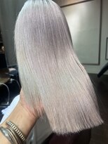 テテ(TETE)&nbsp;ホワイトシルバー長堀橋×心斎橋